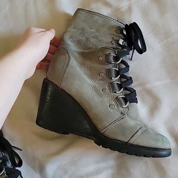 Sorel Sleep After Hour Lace Up Gray Leather Boots US7 - Picture 2 of 7